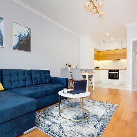 Apartament Dom Przy Okrzei By Renters Prestige Βαρσοβία Εξωτερικό φωτογραφία