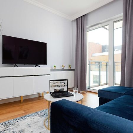 Apartament Dom Przy Okrzei By Renters Prestige Βαρσοβία Εξωτερικό φωτογραφία