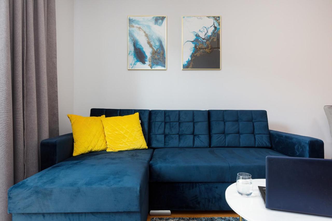 Apartament Dom Przy Okrzei By Renters Prestige Βαρσοβία Εξωτερικό φωτογραφία